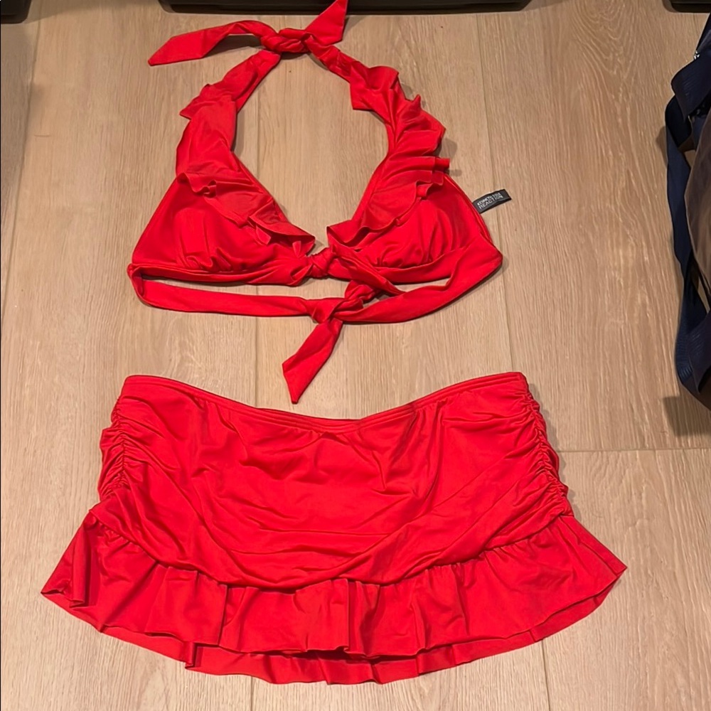 Kenneth Cole Reaction Red Swim Set